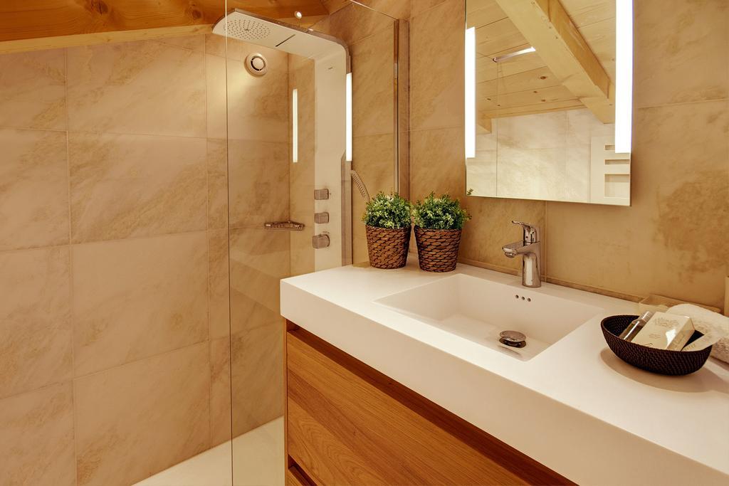 Chalet Inarpa - Appartements Et Suites La Clusaz Esterno foto